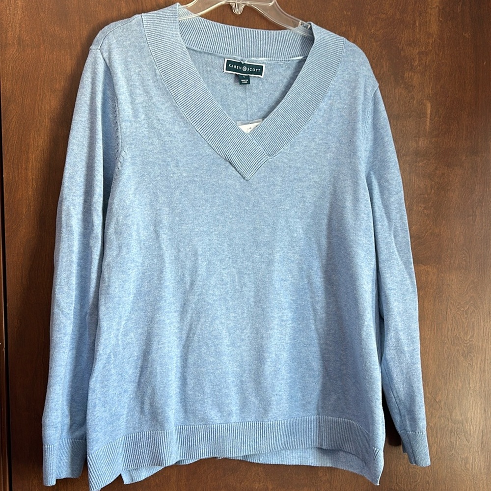Women’s sweater